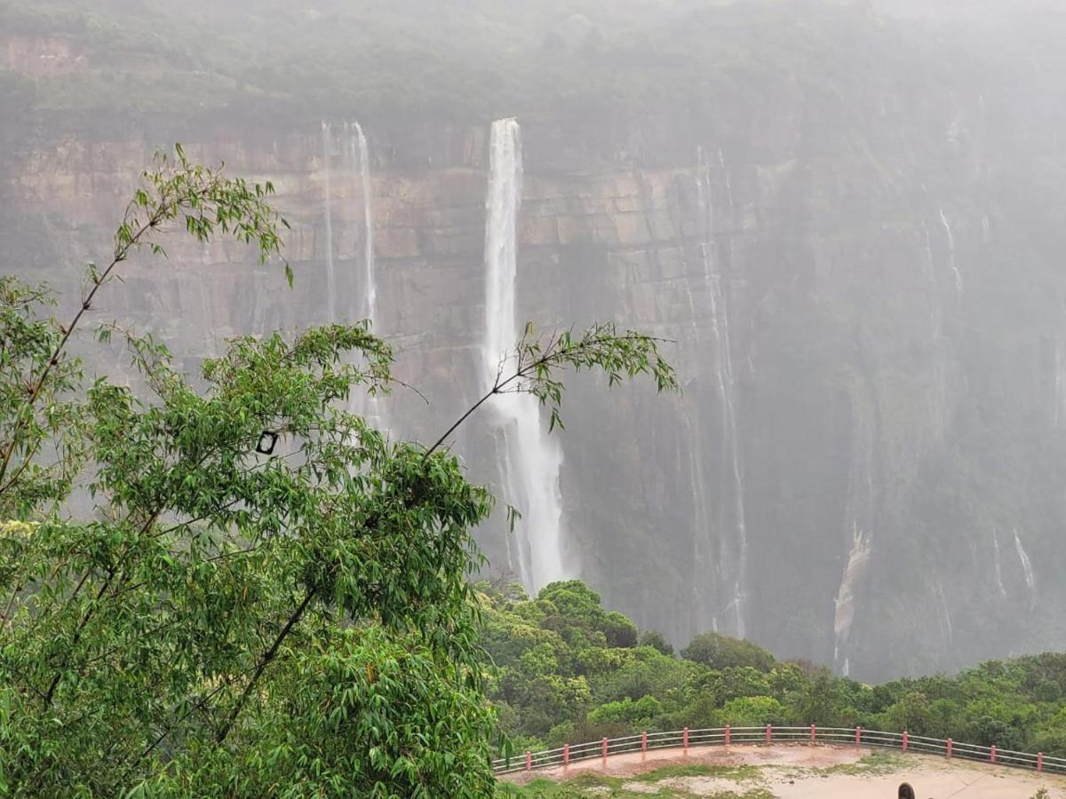 Odyssey'S Latara Homestay Cherrapunji Exterior photo